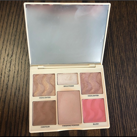 Cover FX Perfector Face Palette Light-Medium - Picture 3 of 5